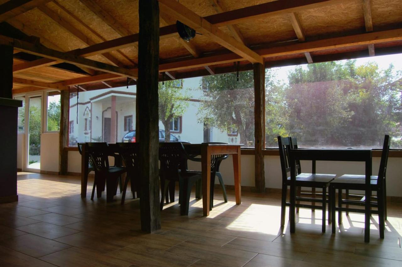 Vila Phoenix Călimăneşti Exteriör bild
