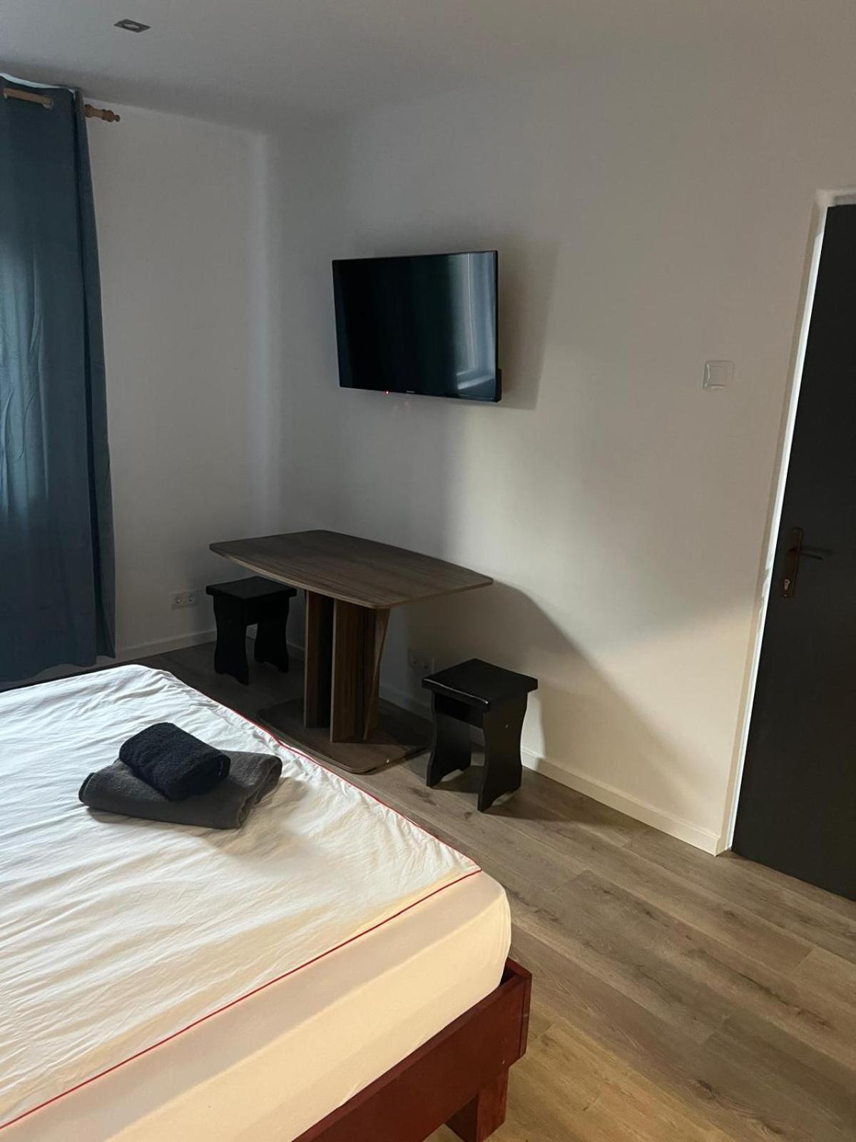 Vila Phoenix Călimăneşti Exteriör bild